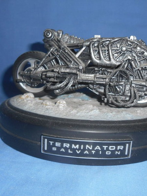 Terminator Salvation motorcycle used with double DVD