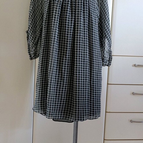 Zara dress medium like new, black and white with transparent sleeves