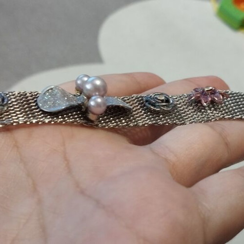 Wide mesh bracelet 2cm with romantic flowers & pearls, silver/pink