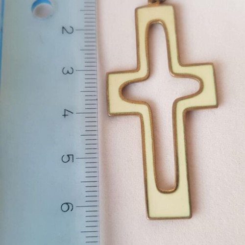 Gregio cross pendant used