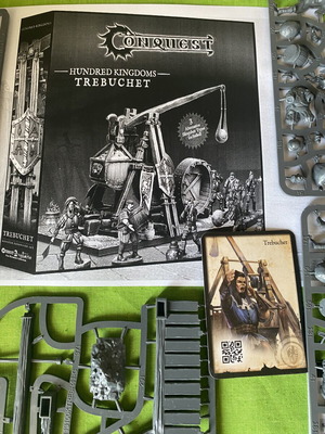 Conquest Trebuchet Hundred Kingdoms like new, with base and card, no box