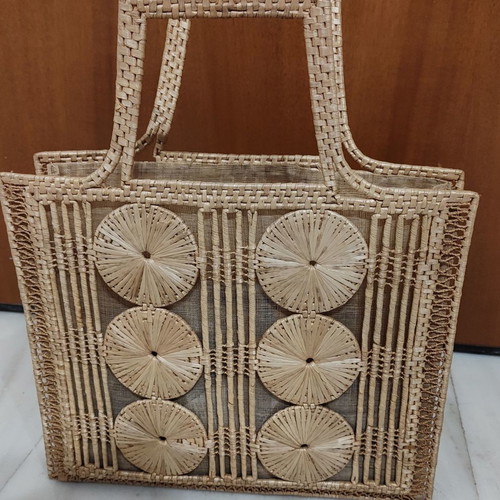 Woven women's handbag new