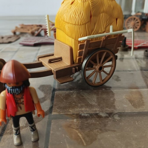 Playmobil 6005 Knights μεταχειρισμένο, καλή κατάσταση με ελλείψεις