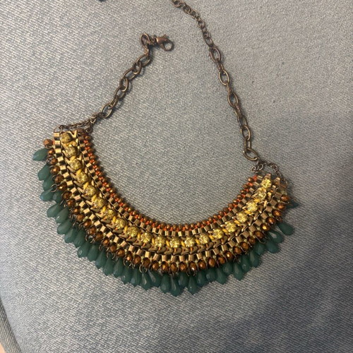 Vintage Atelier necklace used, green and gold