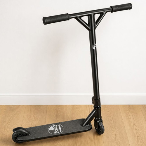 Freestyle stunt scooter, black