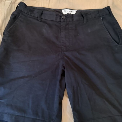 Billabong Bermuda shorts, size 36, black
