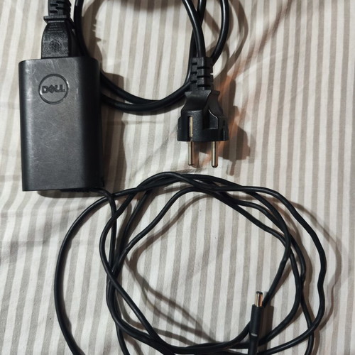 Dell Laptop Charger 45W used