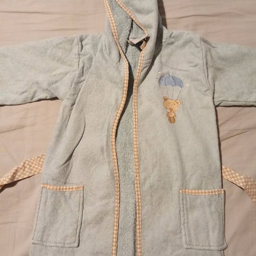 Borea children's bathrobe 3-4 years like new