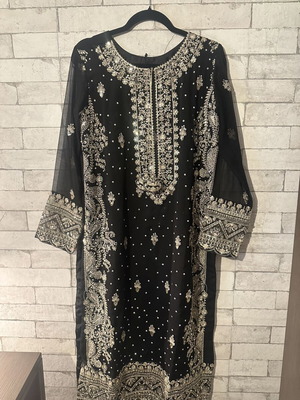 Embroidered Caftan Dress new, black and gold, medium-large