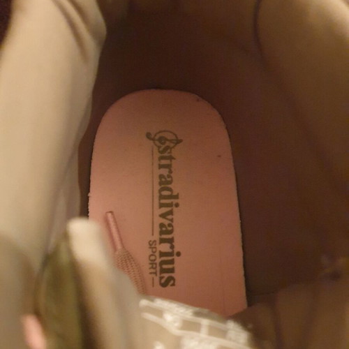 Stradivarius kids sneakers like new, size 38, white