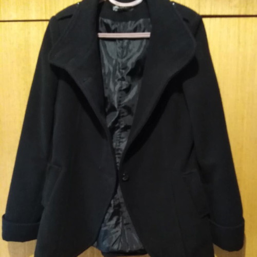 Women's black jacket like new with buttons size L