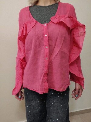 Basics Zara pink shirt used, size S with ruffles and buttons