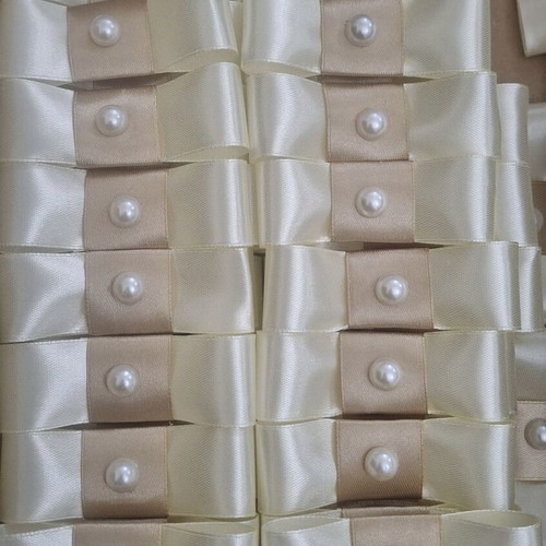 Satin bows with pearl for wedding favors, pack of 50