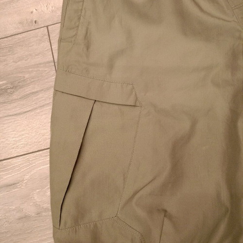 Vintage Nike "Gorpcore" Essential - Khaki Cargo Shorts