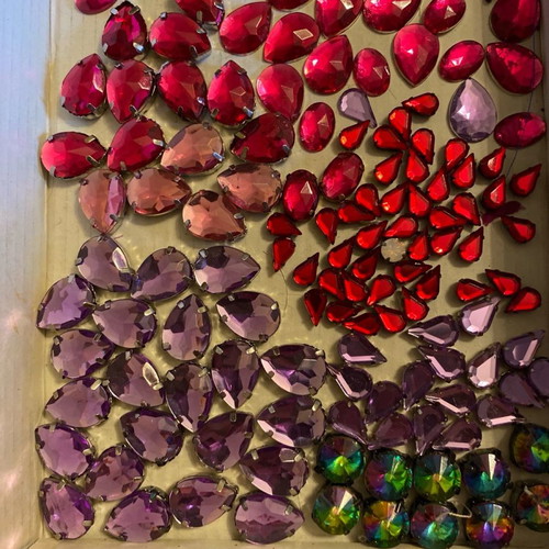 Crystals for embroidery used, various colors and shapes