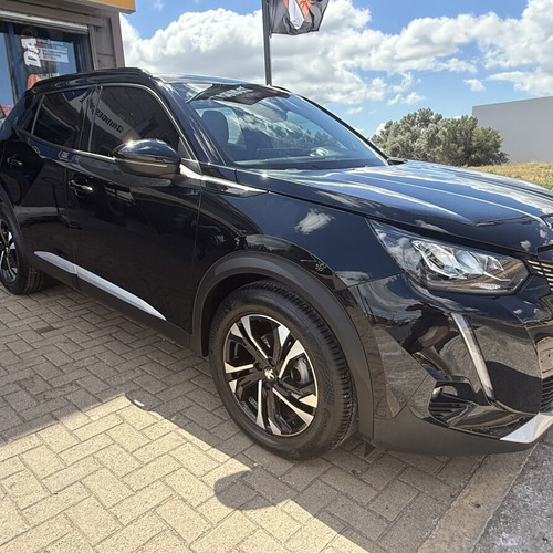 Peugeot 2008 Allure Plus 2021, 1.2L petrol, manual