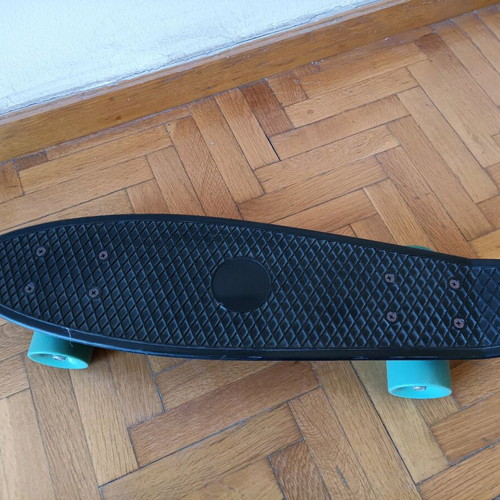 Skateboard kids used 57 centimeters