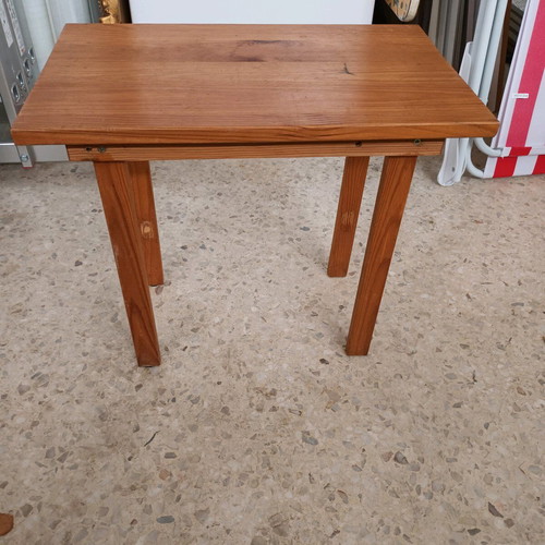 Wooden coffee table like new