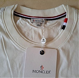 Moncler t shirt XXL