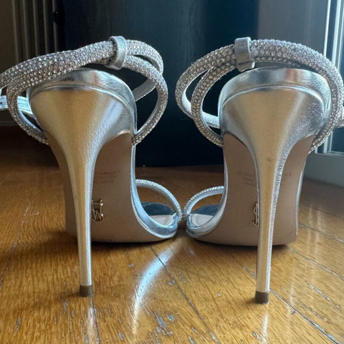 Steve Madden Breslin silver sandals like new, size 38