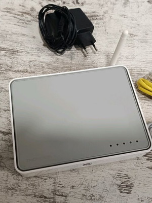 Thomson router like new