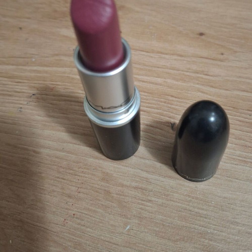 Mac Plumful Lipstick new, regular size