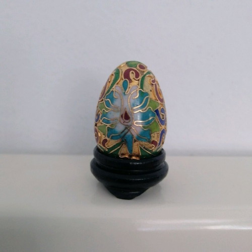 Cloisonné egg like new decorative with brass and enamel