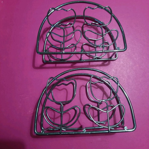Napkin holders used, set of 2, metal with tulip design