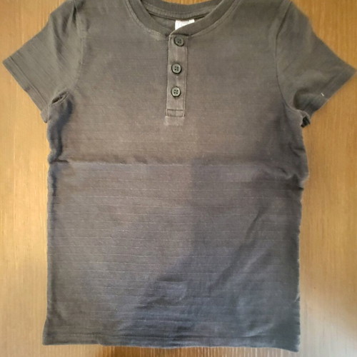Pack of 9 summer t-shirts for boys aged 5-6