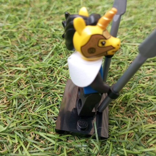 Lego Medieval Unicorn Knight like new Black Falcon