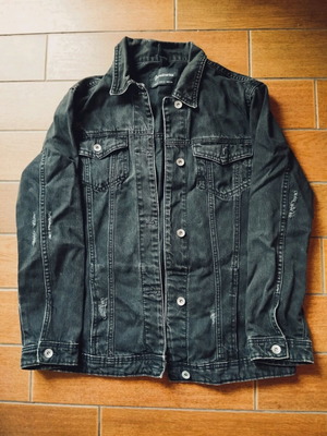 Stradivarius jacket used, size small, black and white