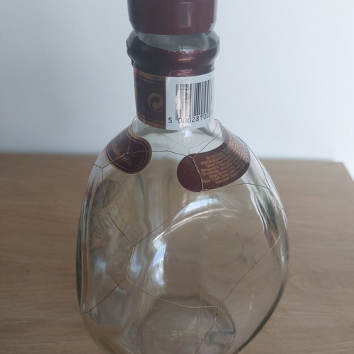DIMPLE 15 years bottle
