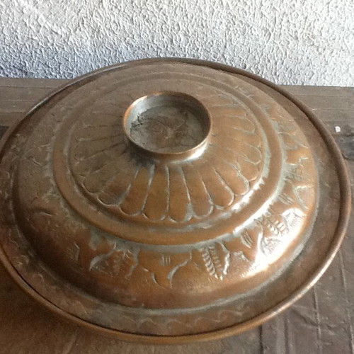 Copper hammered pot like new, vintage 1980