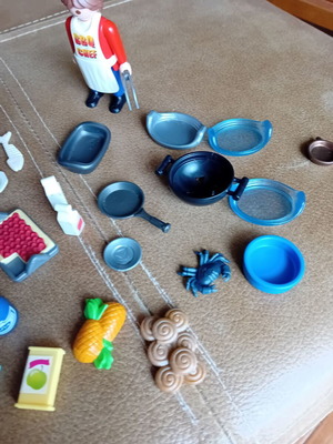Playmobil chef cooking accessories like new