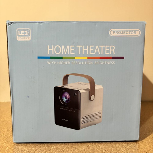 Mini LCD projector 720p LED lamp with built-in speaker
