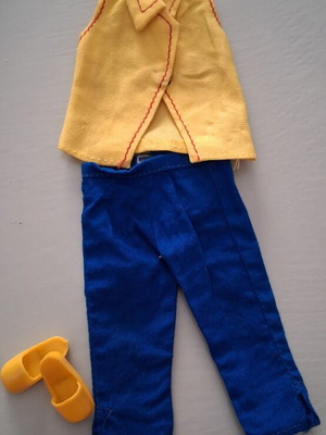Sindy Pedigree doll clothes set