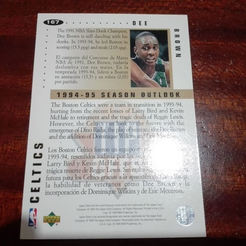 Upper Deck Dee Brown NBA 1994 card like new with gold autograph