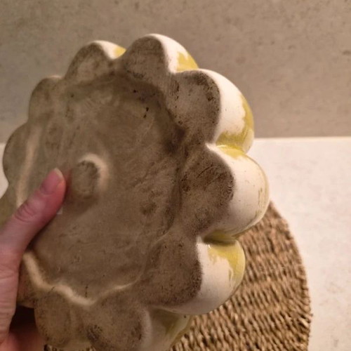 Ceramic flower holder with 18 openings, yellow-green
