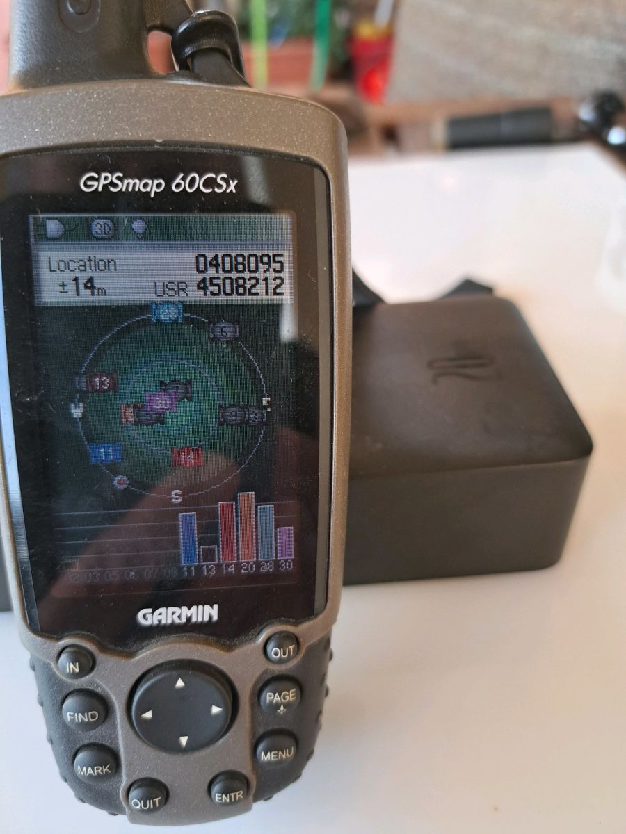 GARMIN GPS 60CSX In full working condition. Excellent!