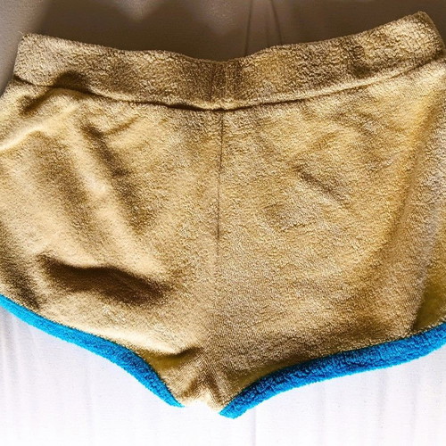 Converse shorts like new, yellow with turquoise details, size S