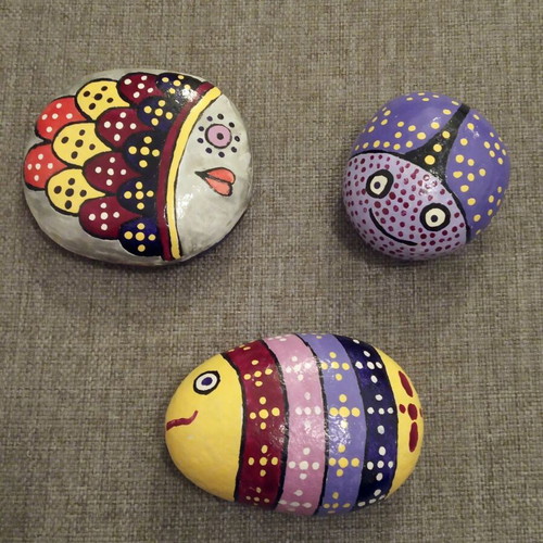 Set of 3 handmade painted stones new, colorful