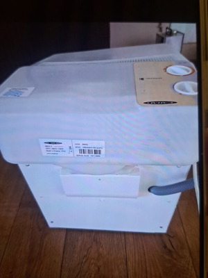 Mini washing machine like new, portable with programs