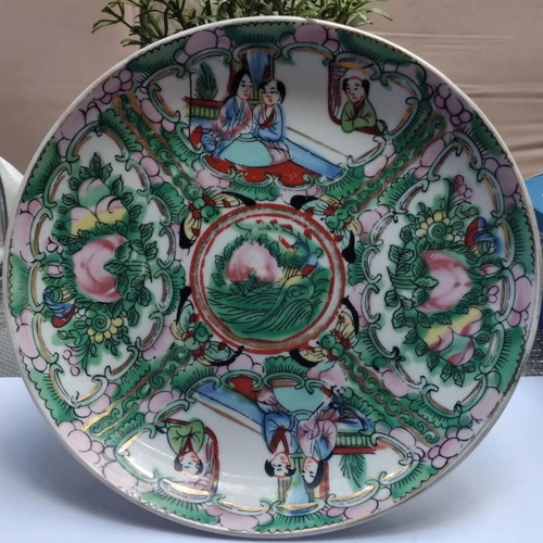 Rose Medallion decorative plate used, Chinese porcelain