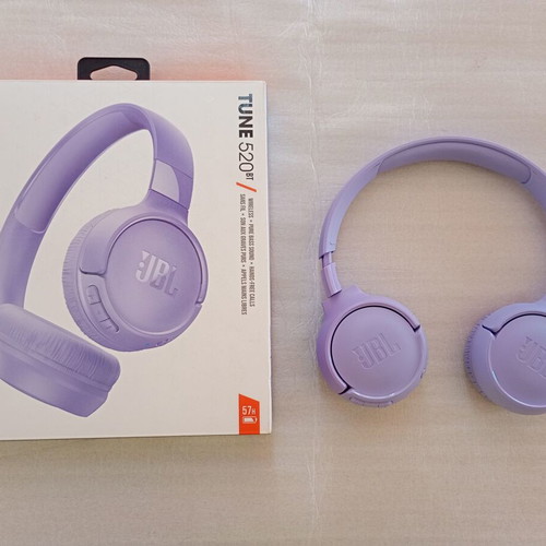 JBL Tune 520BT wireless on-ear headphones like new, purple