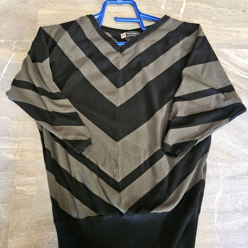Julia Bergovich women's blouse small used, 3/4 sleeve