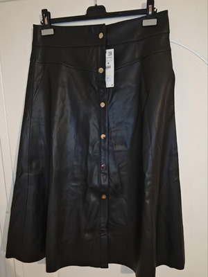 Zara midi skirt black leather look new, size XL