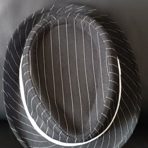 Pork Pie striped hat used, black and white