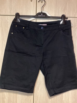 Grama shorts black, like new, size XL