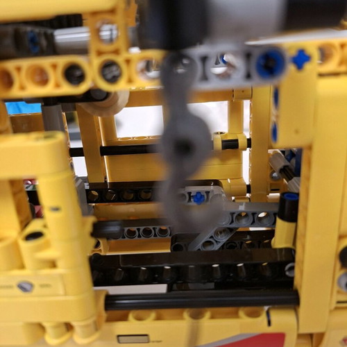 Lego Technic 9396 collectible set used from 2012