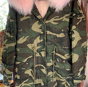 Glam amour(Dream Girl Couture)Uk μπουφάν camouflage με γούνινη ρόζ επένδυση και κουκούλα,L